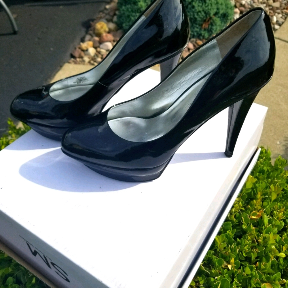 Black Patent Pump